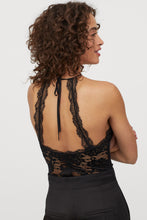 Load image into Gallery viewer, Women Lace top

